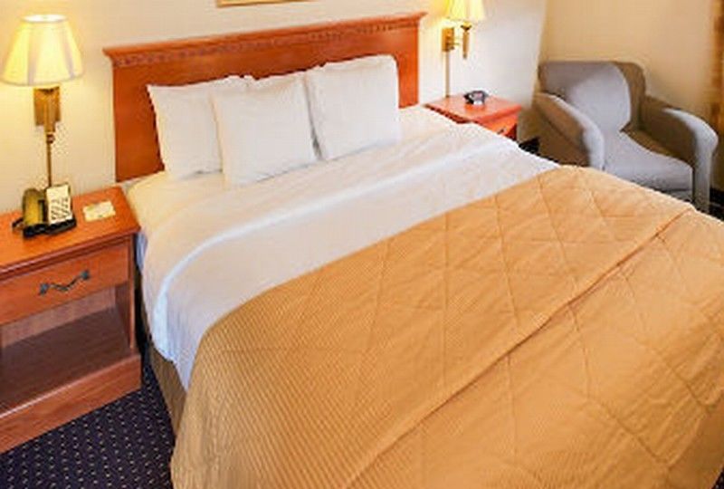 Red Roof Inn & Suites Galloway Zewnętrze zdjęcie
